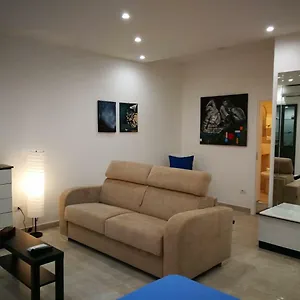 Сasa de vacaciones La Stanza Di Chaila, Nápoles